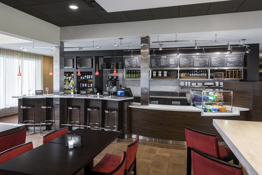 Courtyard Cincinnati Blue Ash Bagian luar foto