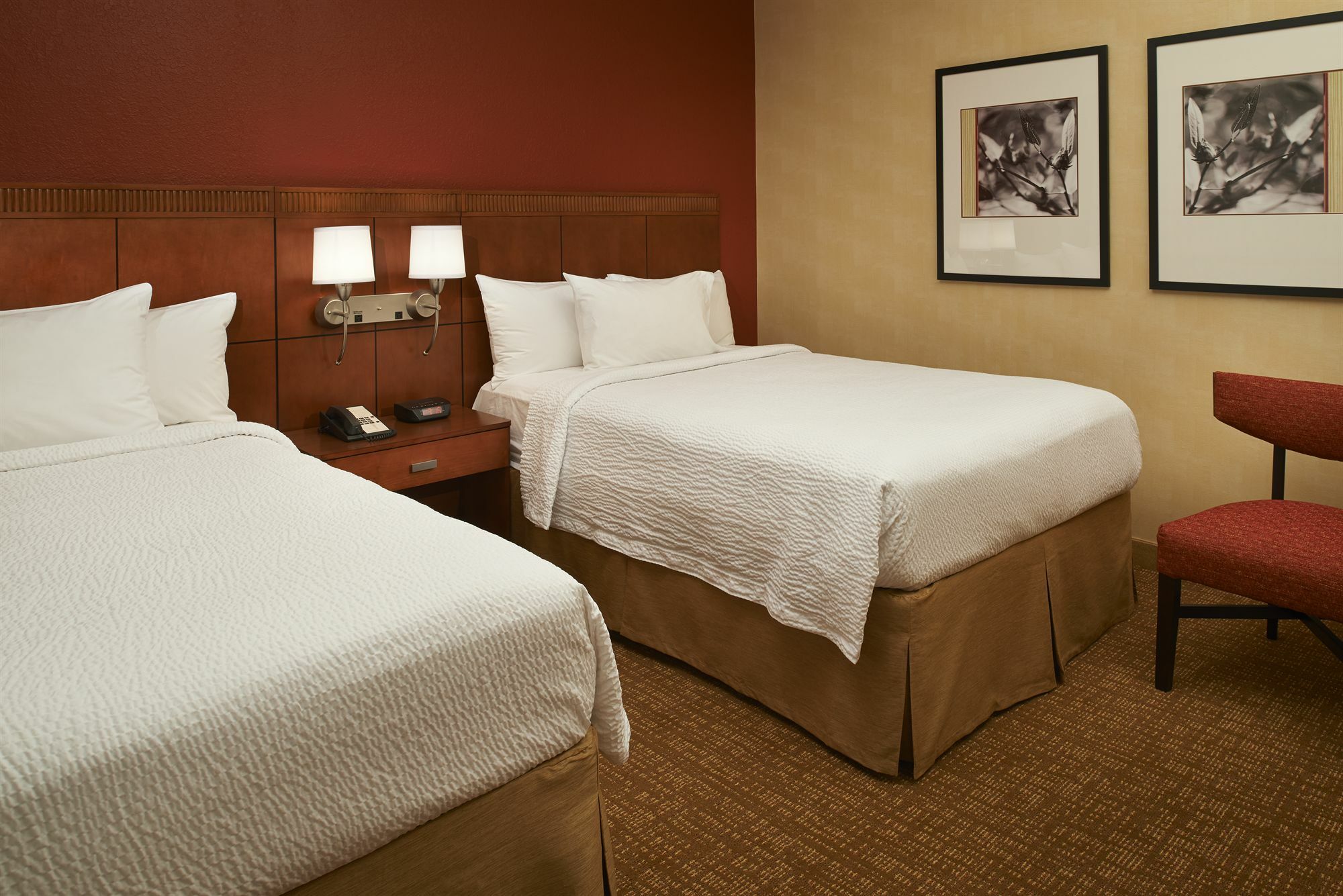 Courtyard Cincinnati Blue Ash Bagian luar foto